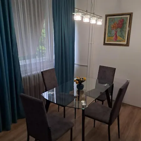 Apartmán Delta 10 *