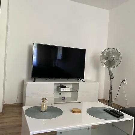 Apartmán Delta 10 Ni